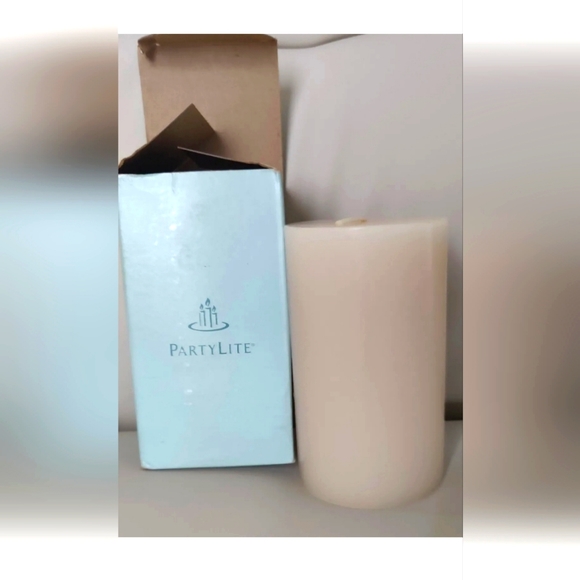 PartyLite Accents Partylite Pillar Candle Moon Dance Poshmark